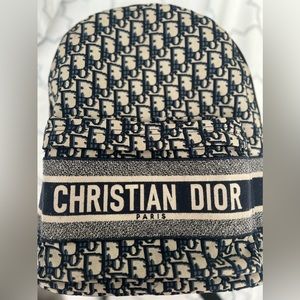Christian Dior backpack used, missing zip pull